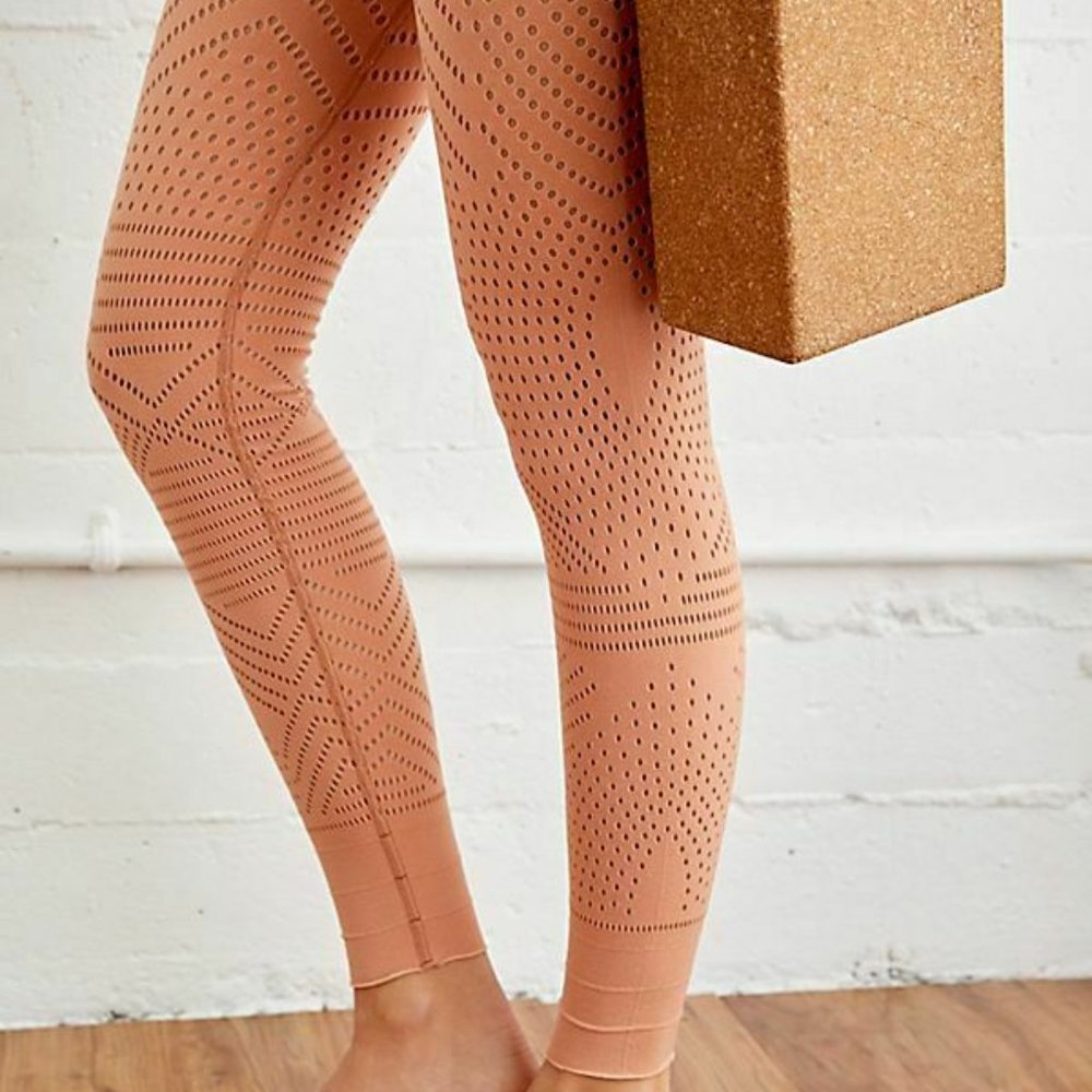 Free People Movement Self-Hem Ecology Leggings L - Picture 4 of 6